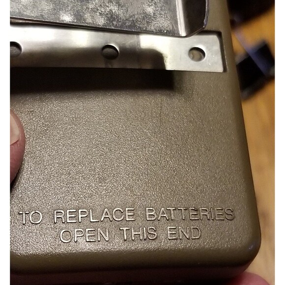 Craftsman garage door opener remote control model 138.536815 UNTESTED - Picture 6 of 7